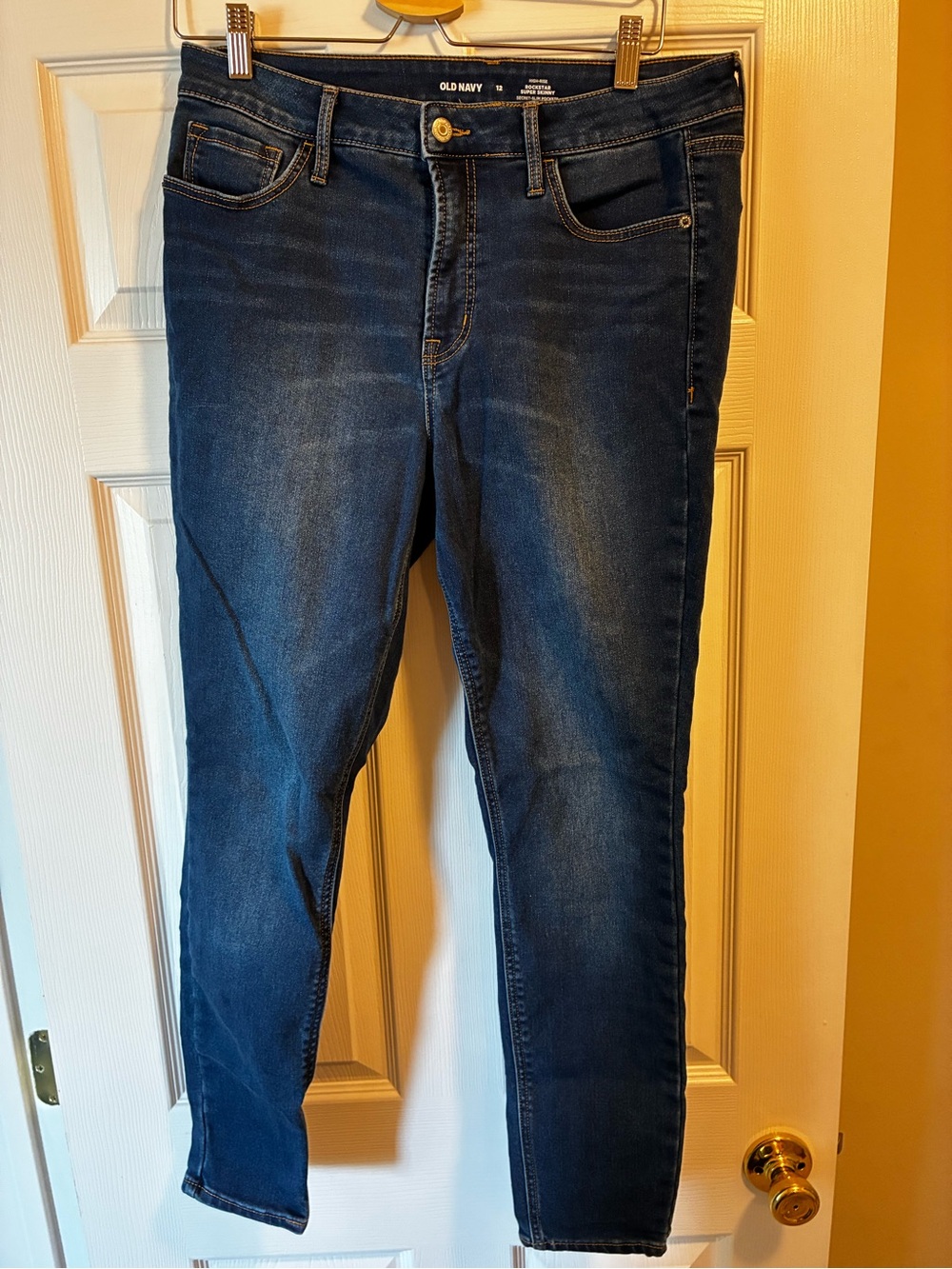 Old Navy Women's Dark Wash Skinny Jeans